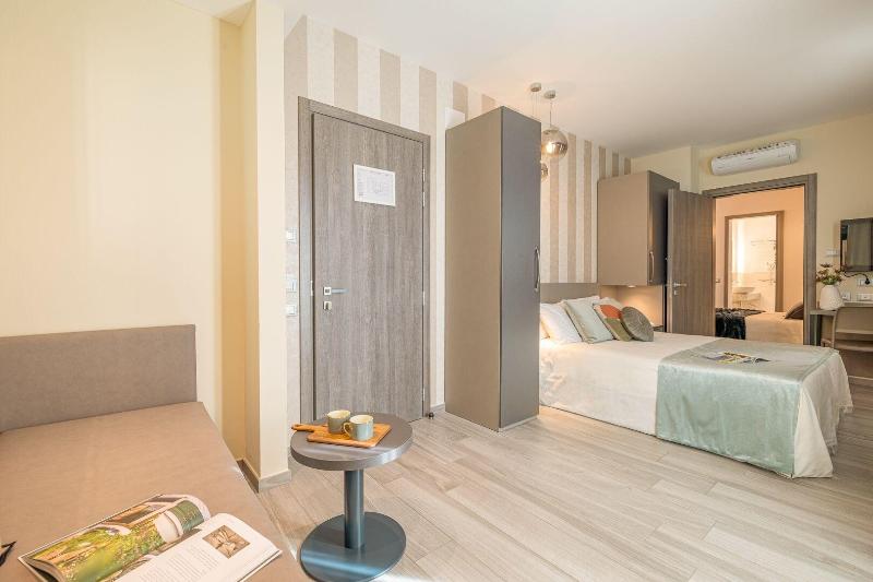 Romagna Suite Hotel - Oda