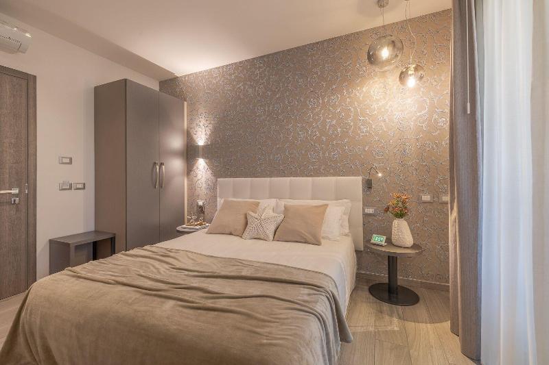 Romagna Suite Hotel - Oda