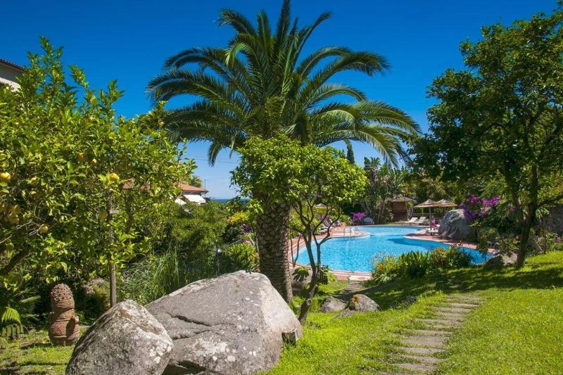 Hotel Cernia Isola Botanica - Genel