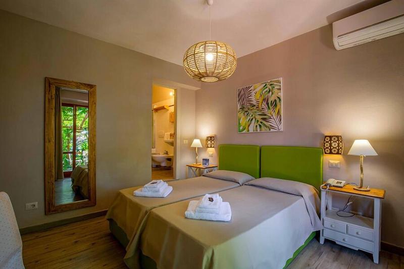 Hotel Cernia Isola Botanica - Genel