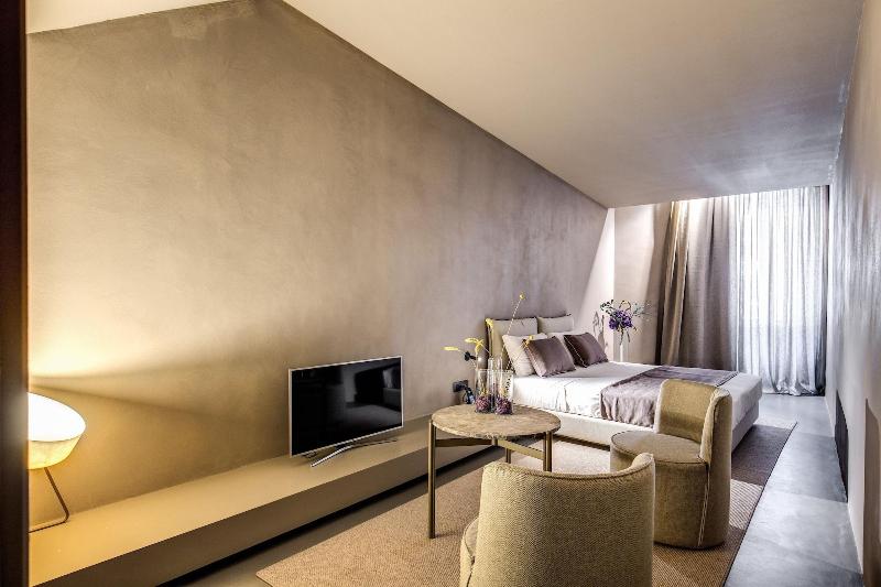 Elysium Suites Collection - Oda