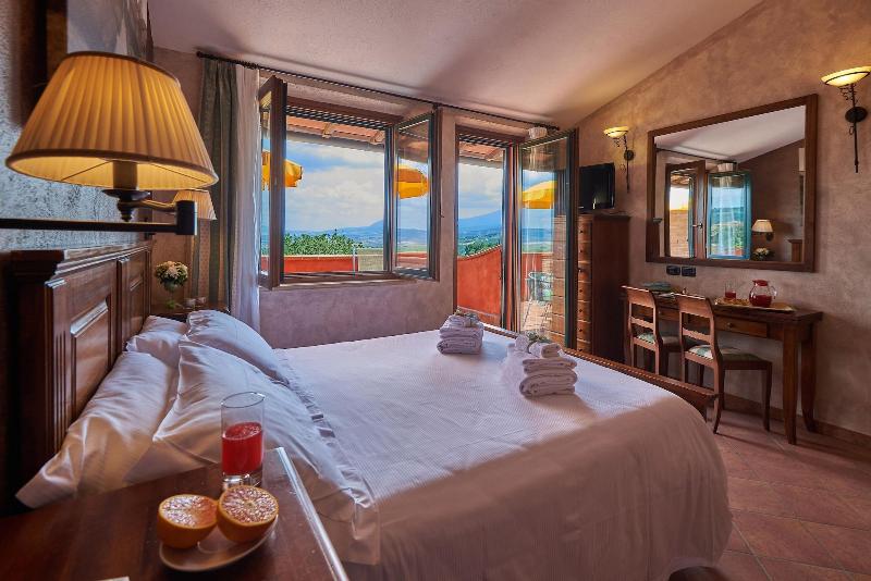 Casanova - Panoramic Rooms and Suites - Oda
