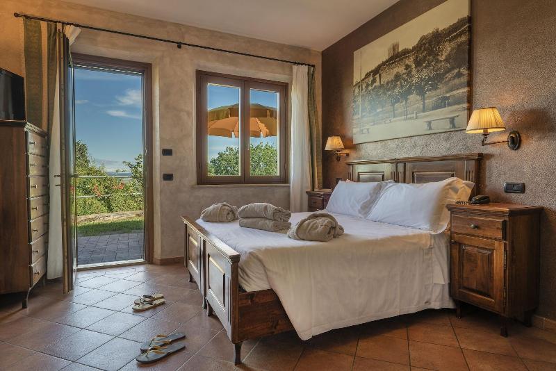 Casanova - Panoramic Rooms and Suites - Oda