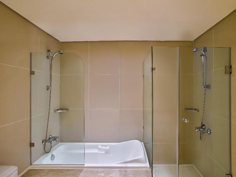 Grand Rotana Resort & Spa - Oda