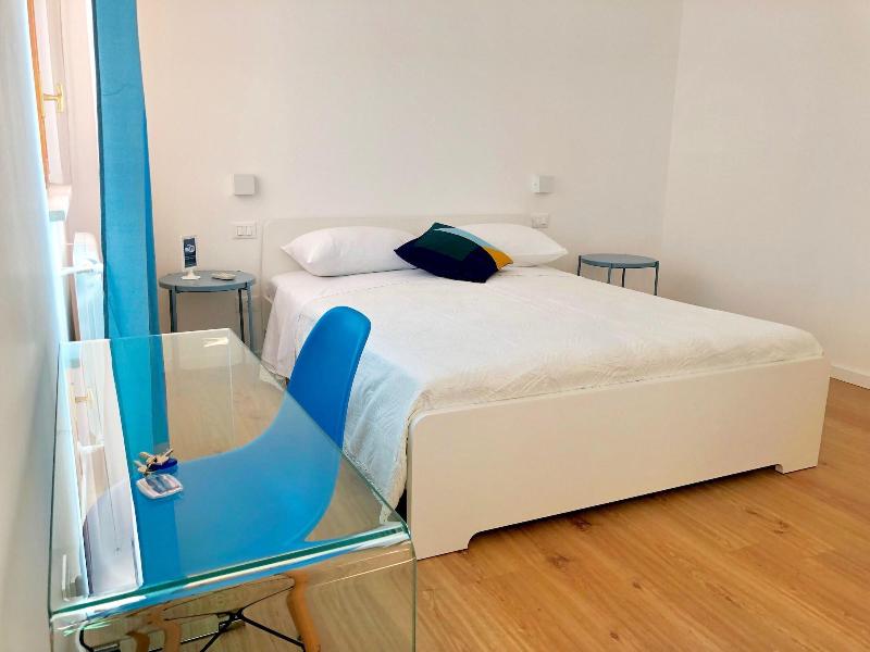 Mondello Beach Rooms - Oda