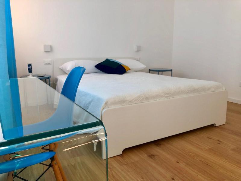 Mondello Beach Rooms - Oda