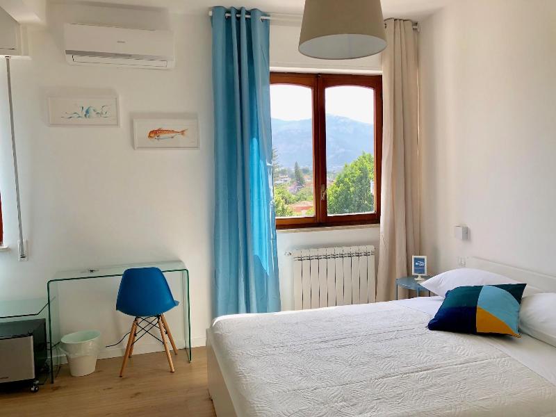 Mondello Beach Rooms - Oda