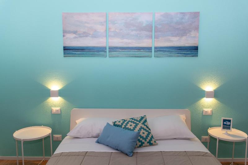 Mondello Beach Rooms - Oda