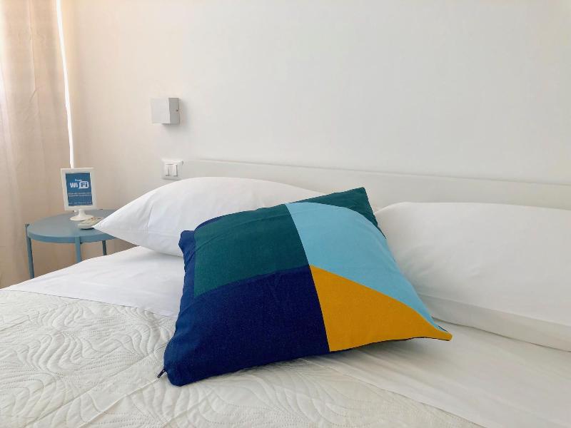Mondello Beach Rooms - Oda
