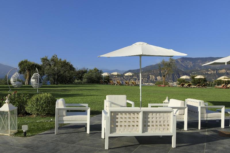 Anna Belle Elegant  Agriresort - Teras