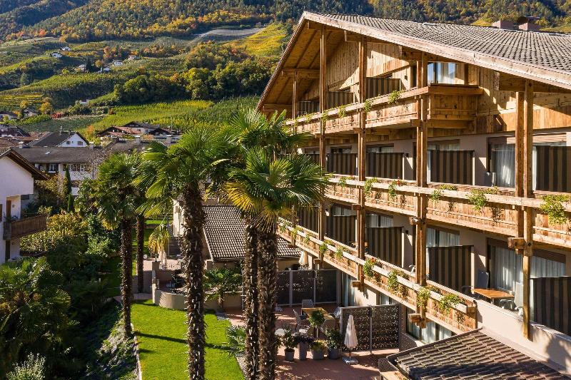 MONDI Hotel Tscherms - Genel