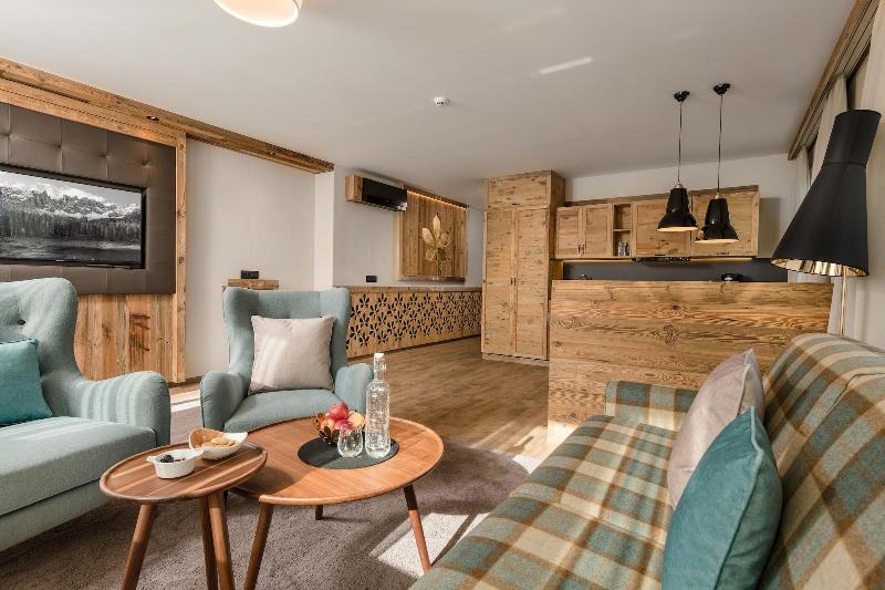 MONDI Hotel Tscherms - Oda