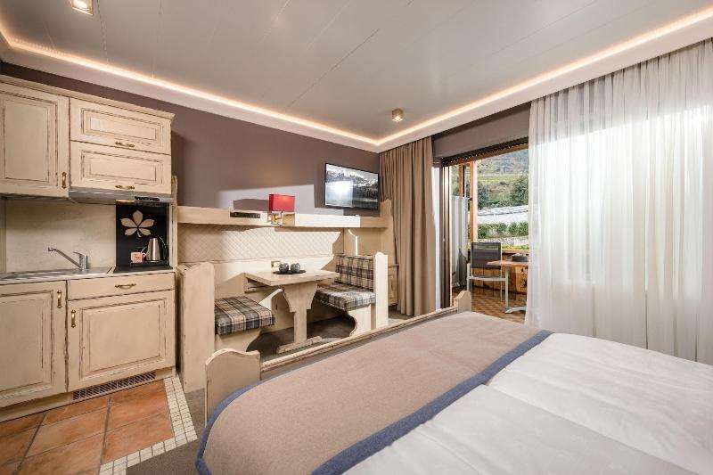 MONDI Hotel Tscherms - Oda