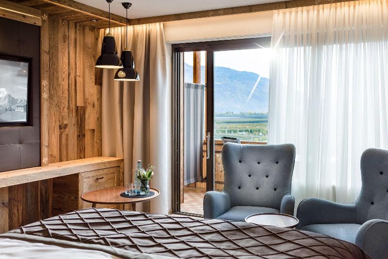 MONDI Hotel Tscherms - Oda