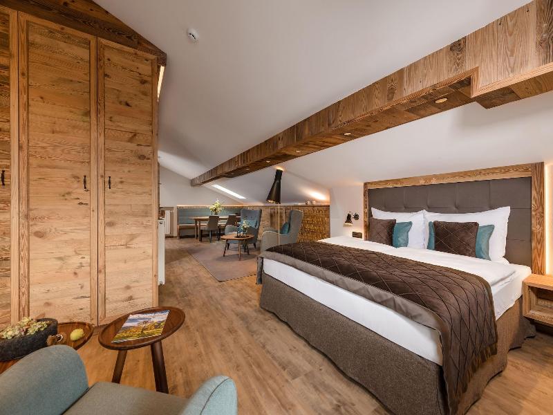 MONDI Hotel Tscherms - Oda