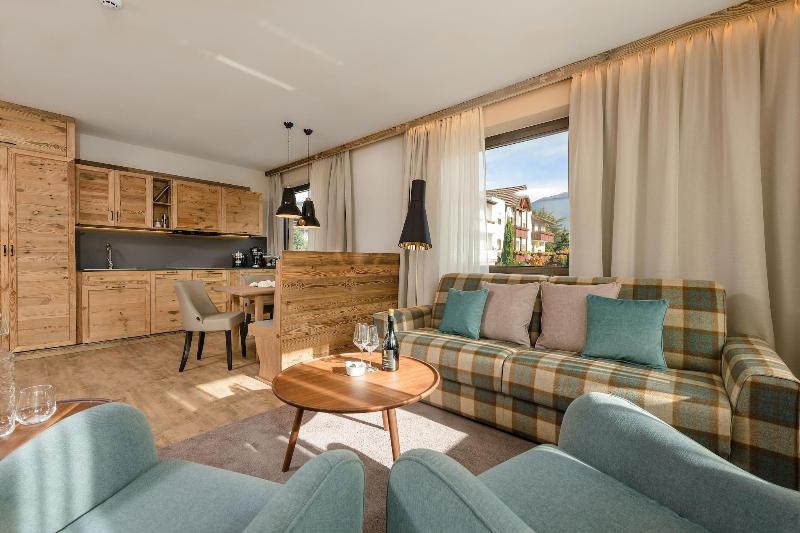 MONDI Hotel Tscherms - Oda