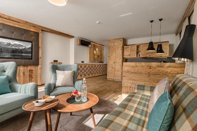MONDI Hotel Tscherms - Oda