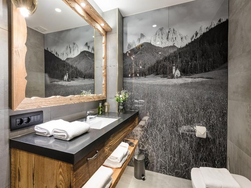 MONDI Hotel Tscherms - Oda