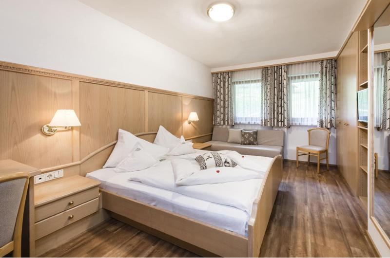 Granpanorama Wellness Hotel Sambergerhof - Oda