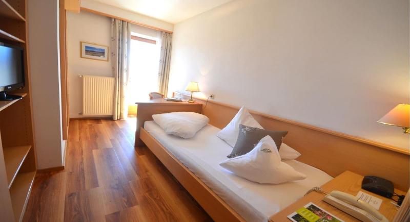 Granpanorama Wellness Hotel Sambergerhof - Oda