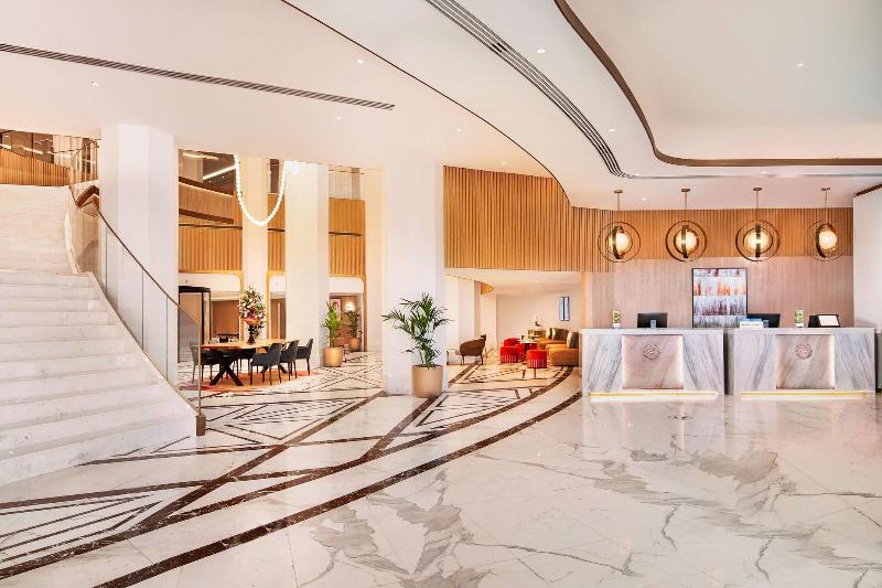 Sheraton Abu Dhabi Hotel & Resort - Lobi