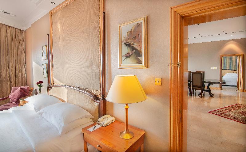 Sheraton Abu Dhabi Hotel & Resort - Oda