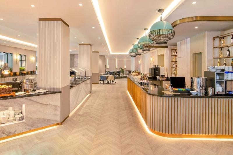 Sheraton Abu Dhabi Hotel & Resort - Restoran