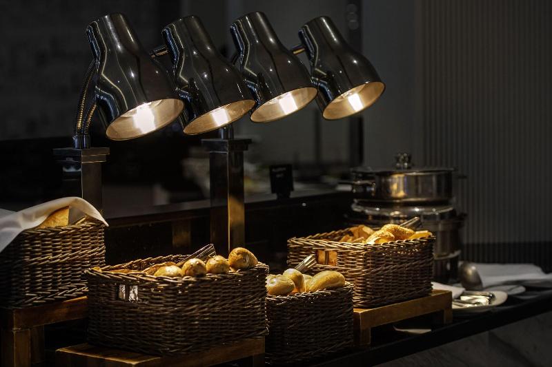Sheraton Abu Dhabi Hotel & Resort - Restoran