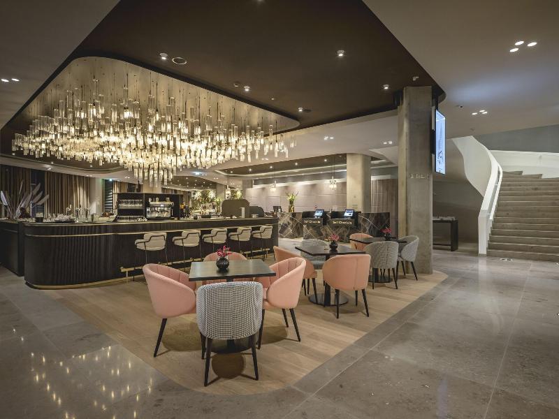 Van der Valk Hotel Amsterdam Zuidas - Lobi