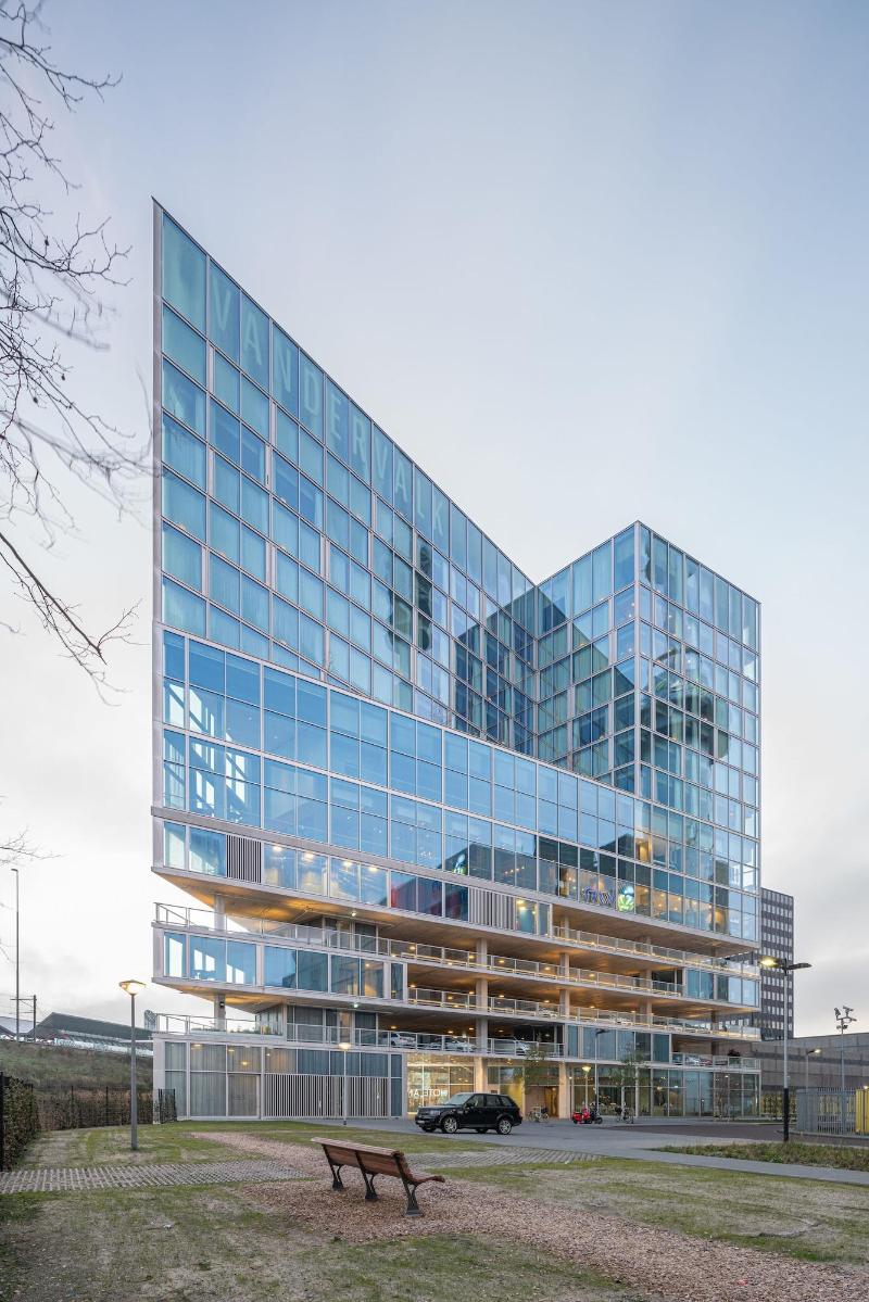 Van der Valk Hotel Amsterdam Zuidas - Genel