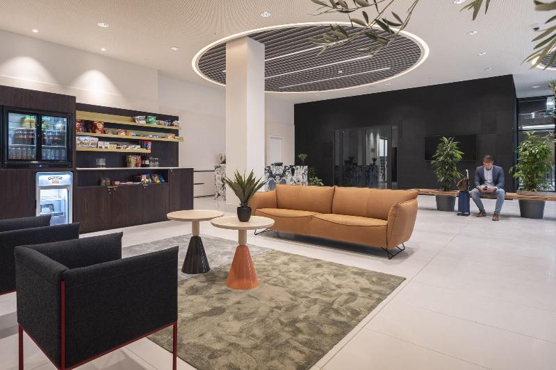 Premier Suites Plus Amsterdam - Lobi