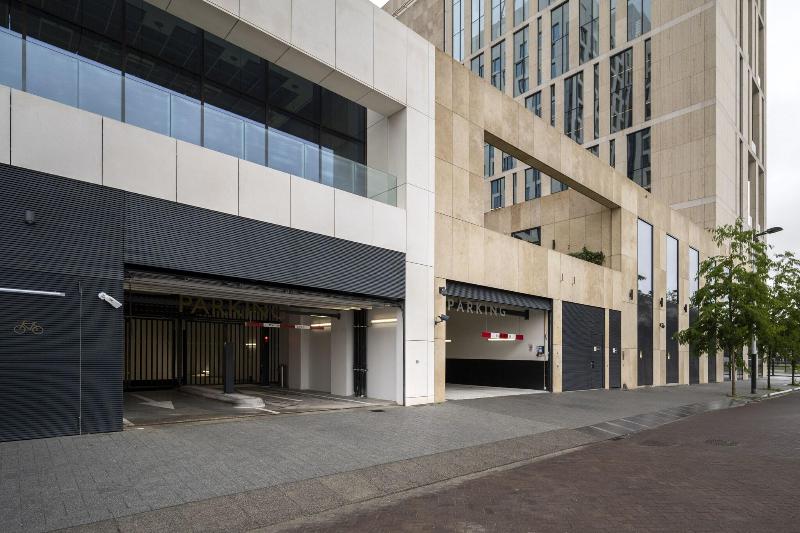 Premier Suites Plus Amsterdam - Genel
