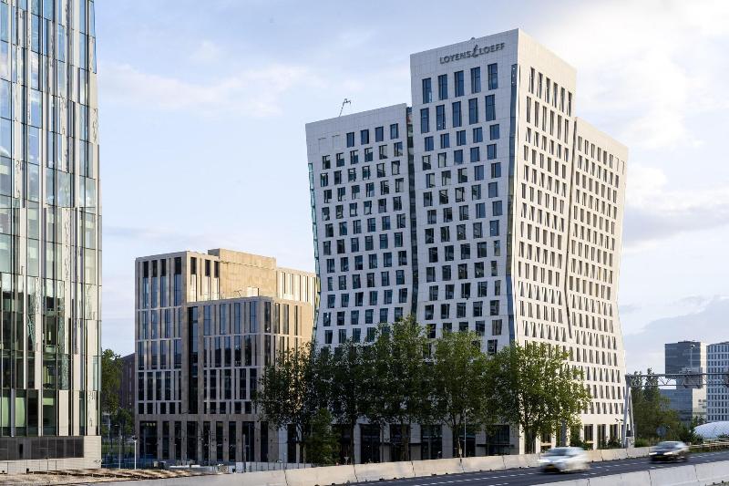 Premier Suites Plus Amsterdam - Genel