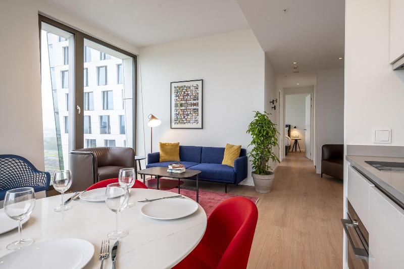 Premier Suites Plus Amsterdam - Genel