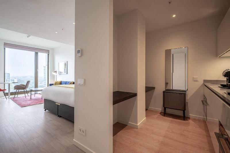 Premier Suites Plus Amsterdam - Oda