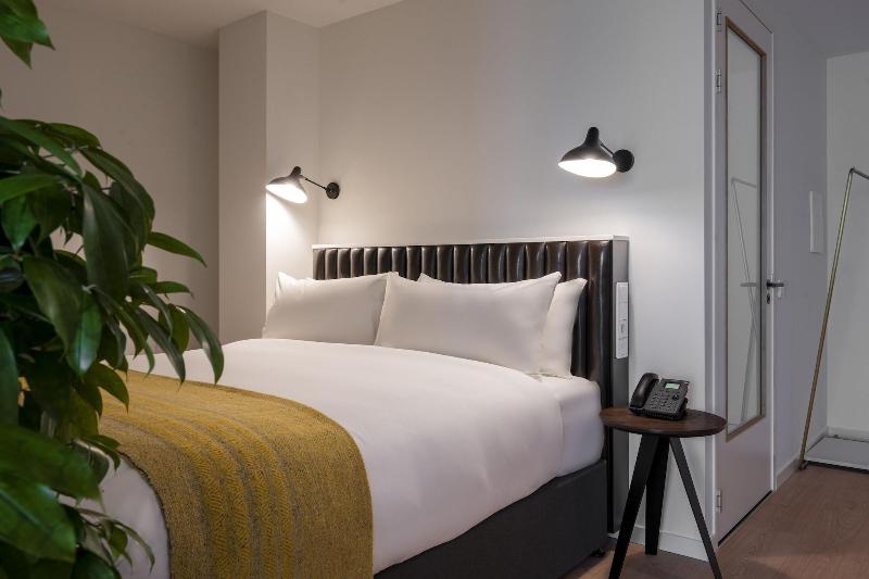 Premier Suites Plus Amsterdam - Oda