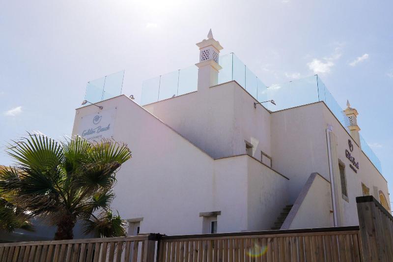 Golden Beach Guesthouse - Genel