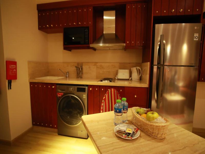 Al Liwan Suites Rawdat Al Khail - Oda