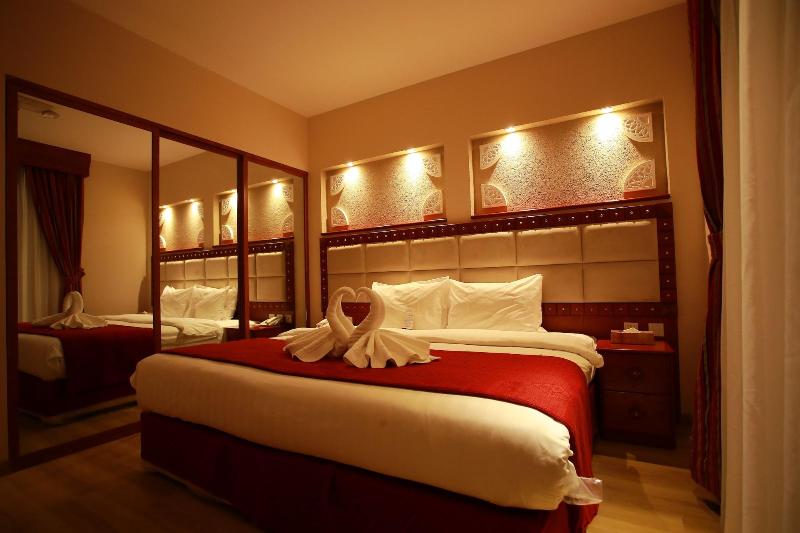 Al Liwan Suites Rawdat Al Khail - Oda