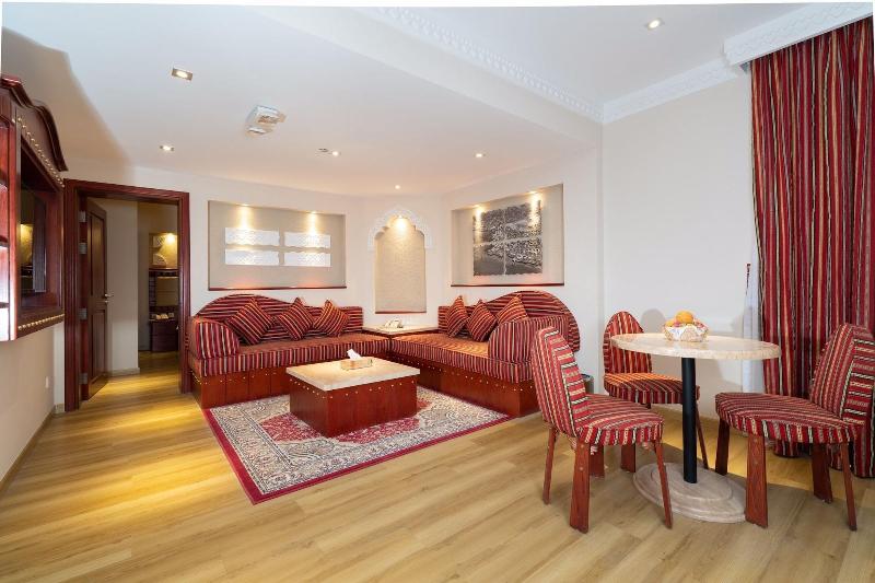 Al Liwan Suites Rawdat Al Khail - Oda