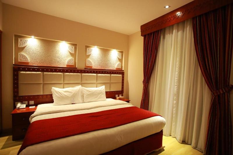 Al Liwan Suites Rawdat Al Khail - Oda