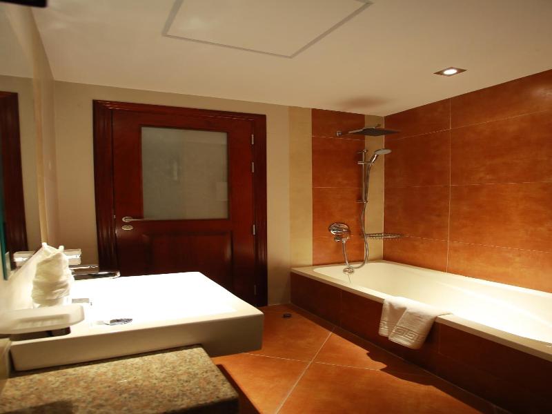 Al Liwan Suites Rawdat Al Khail - Oda