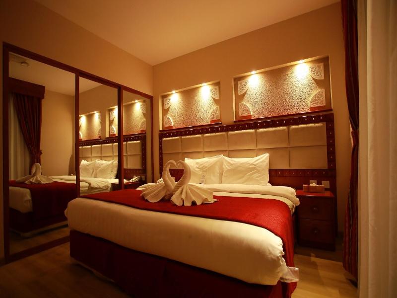Al Liwan Suites Rawdat Al Khail - Oda
