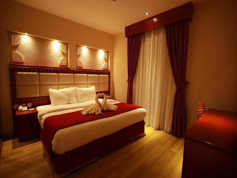 Al Liwan Suites Rawdat Al Khail - Oda