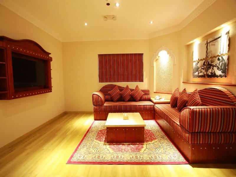 Al Liwan Suites Rawdat Al Khail - Oda