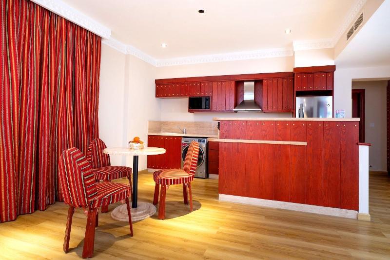 Al Liwan Suites Rawdat Al Khail - Oda