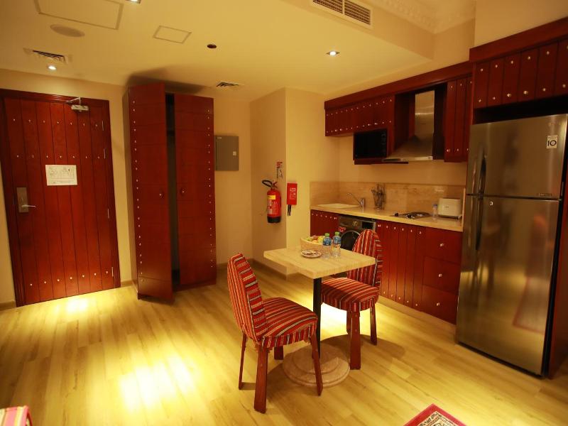 Al Liwan Suites Rawdat Al Khail - Oda