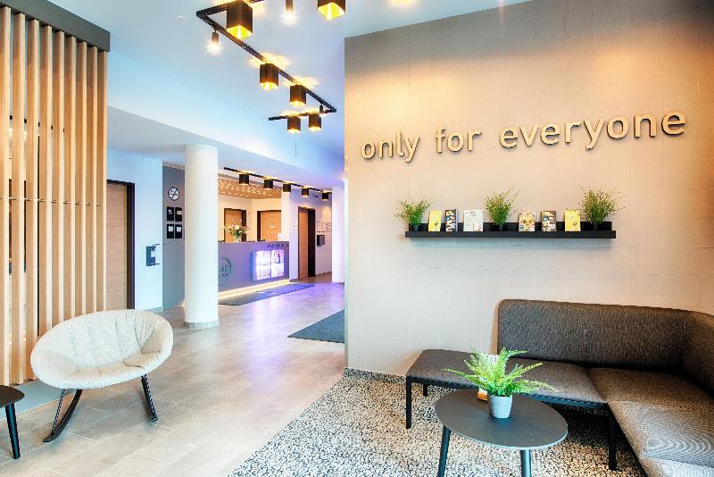 B&B Hotel Augsburg-Nord - Lobi