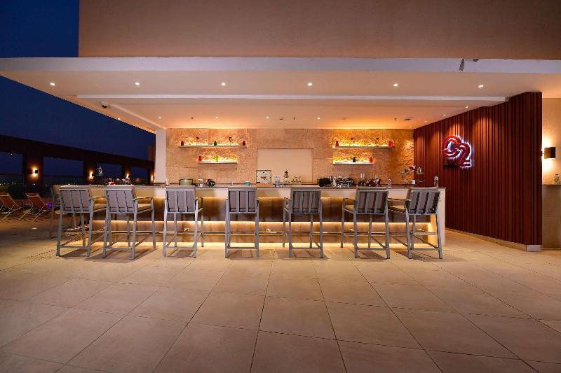 Clarion Hotel Jeddah Airport - Bar