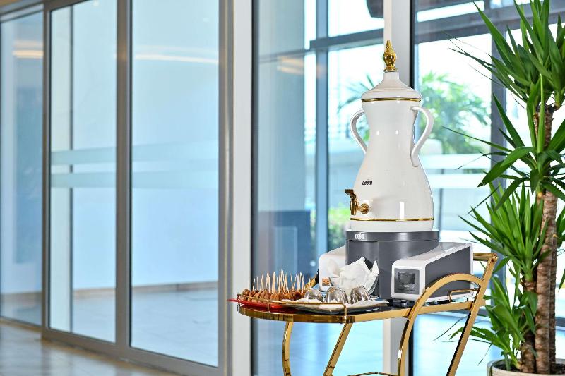 Clarion Hotel Jeddah Airport - Lobi